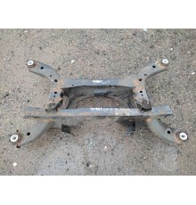 Балка подвески задняя (подрамник)
