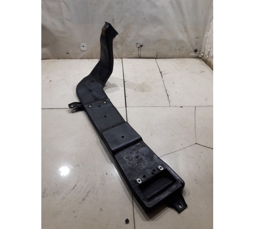 Воздуховод отопителя (печки) передний левый