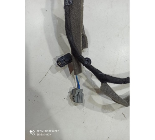 Электропроводка крышки багажника