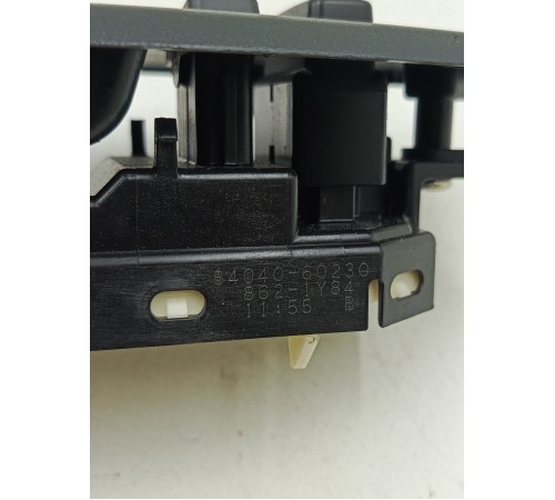 Блок кнопок стеклоподъёмников передний левый