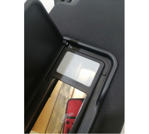 Козырек солнцезащитный левый