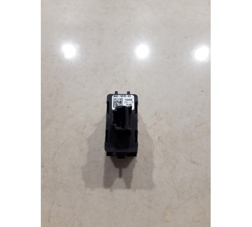 Кнопка отключения света при открытии двери