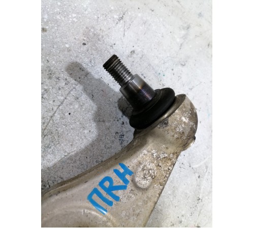 Прямой рычаг передней подвески правый