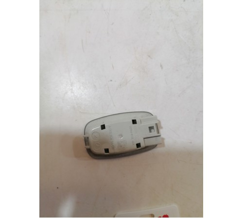 Плафон освещения салона