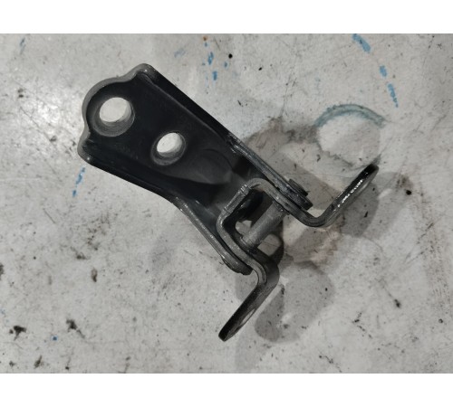 Петля двери передняя правая нижняя