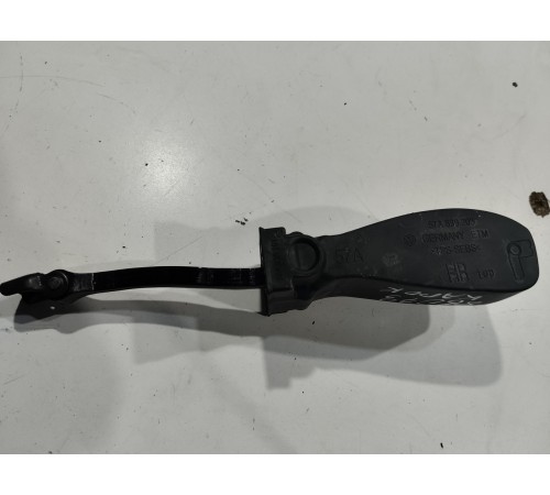 Ограничитель двери(задний левый)