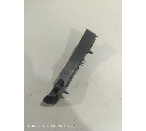 Кронштейн переднего бампера левый