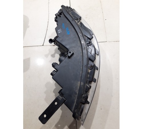 Фара (левая)