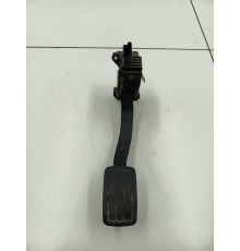 Педаль акселератора