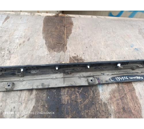 Накладка порога левая наружная 