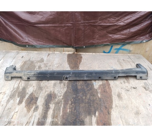 Накладка порога левая наружная 