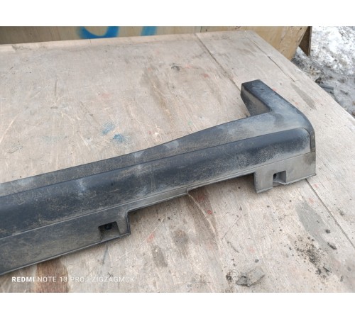 Накладка порога левая наружная 