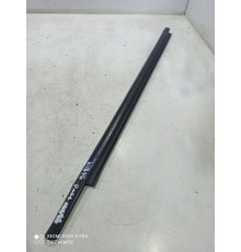 Уплотнитель стекла (передний правый внутренний)