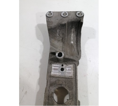 Кронштейн опора АКПП