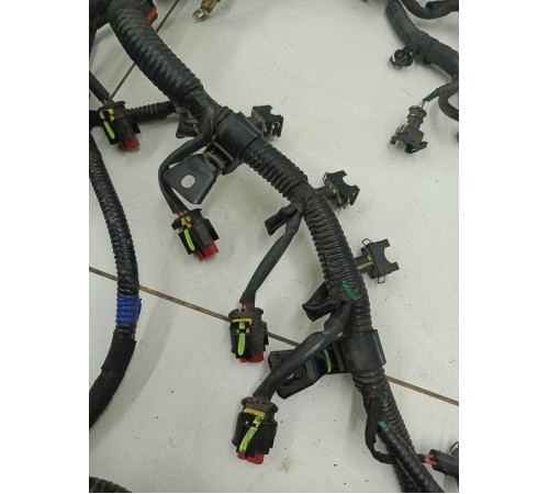 Электропроводка подкапотная с монтажным блоком