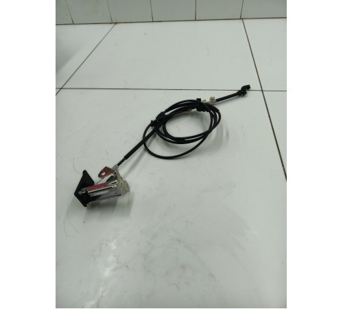 Ручка открывания капота