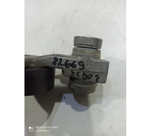 Ролик натяжитель