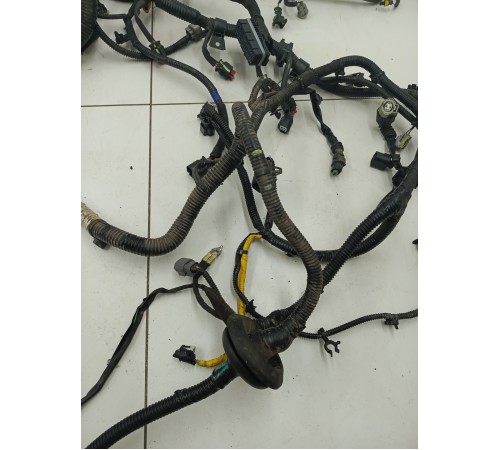 Электропроводка подкапотная с монтажным блоком