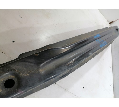 Усилитель заднего бампера