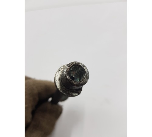 Тормозной шланг передний правый