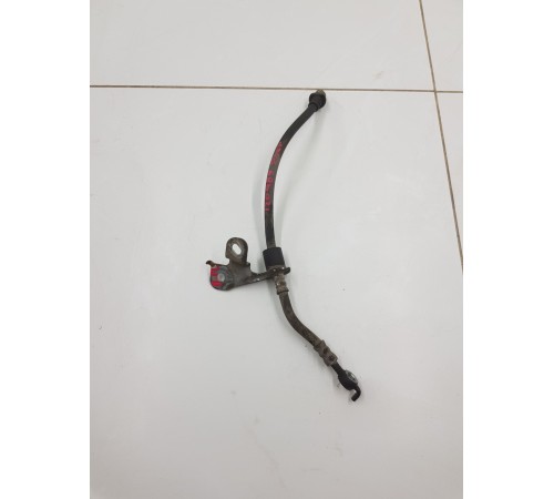 Тормозной шланг передний правый