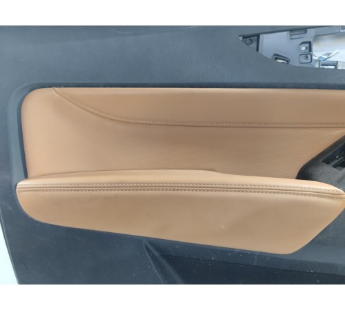 Обшивка двери передняя левая