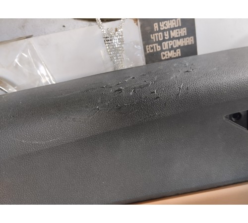 Обшивка двери передняя левая