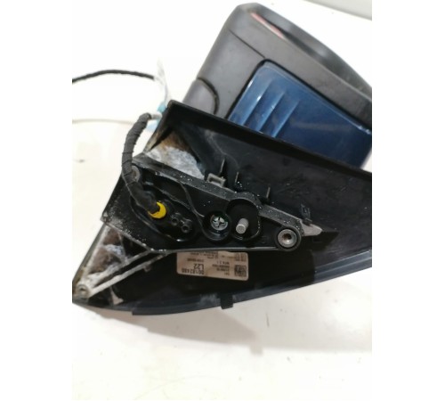 Зеркало заднего вида левое