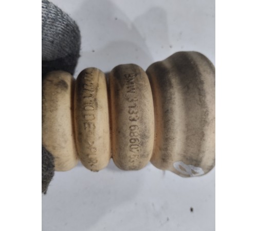 Отбойник амортизатора (передний левый)