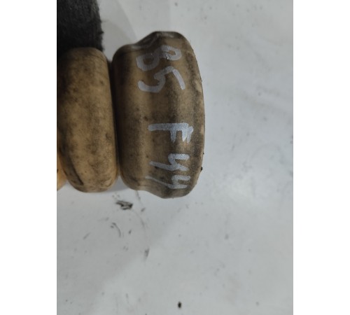 Отбойник амортизатора (передний левый)