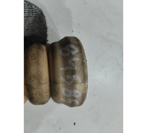 Отбойник амортизатора (передний левый)