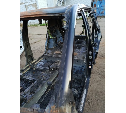 Стойка лобового стекла левая