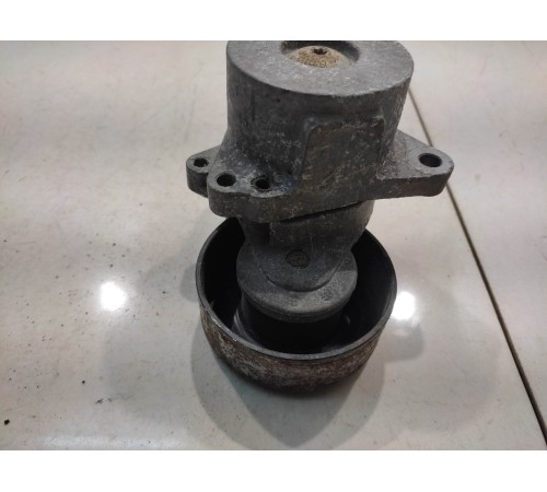 Ролик-натяжитель