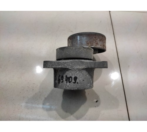 Ролик-натяжитель