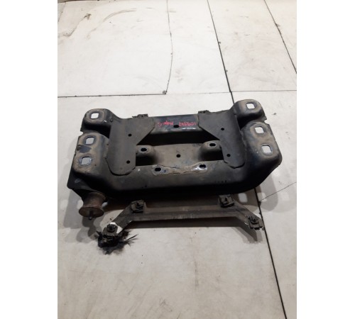 Кронштейн(траверса) АКПП