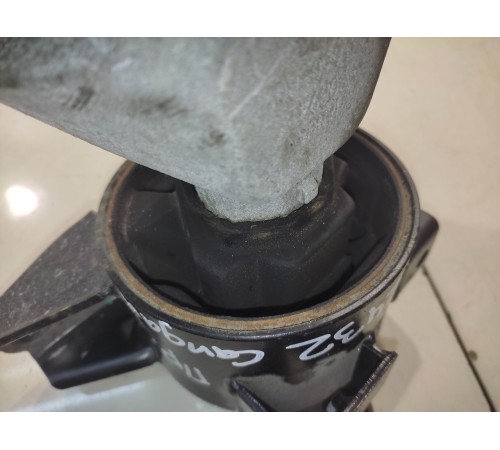 Опора двигателя (правая)