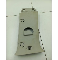 Обшивка центральной стойки правая верхняя