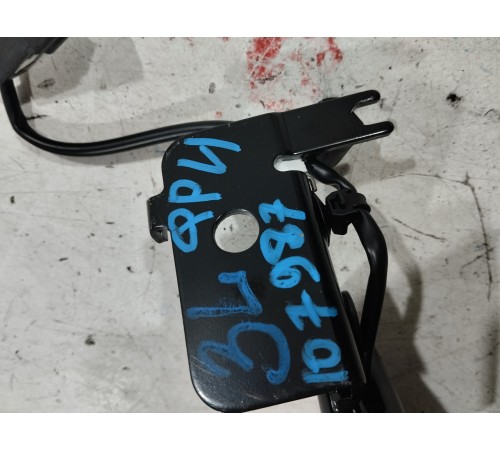 Ответная часть ремня безопасности задняя левая