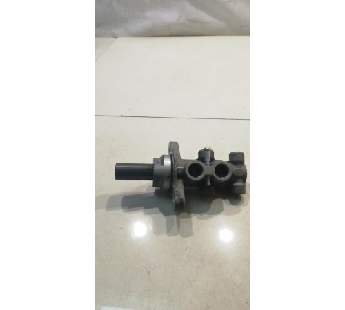 Главный тормозной цилиндр