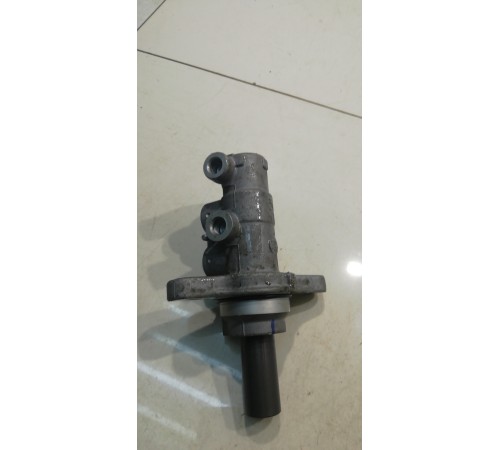 Главный тормозной цилиндр