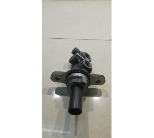 Главный тормозной цилиндр