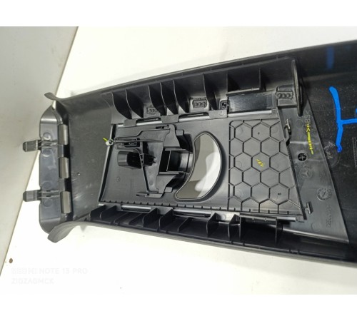 Обшивка центральной стойки левая верхняя