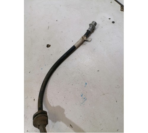 Тормозной шланг передний правый