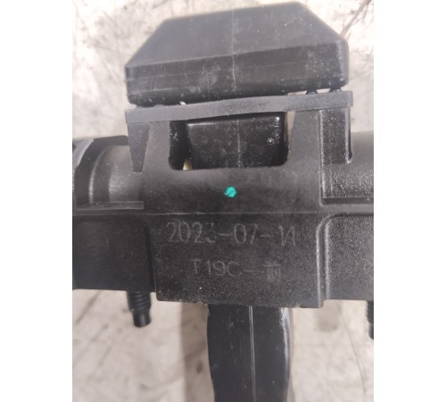 Ограничитель двери передний левый