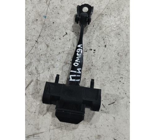 Ограничитель двери передний левый