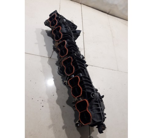 Впускной коллектор