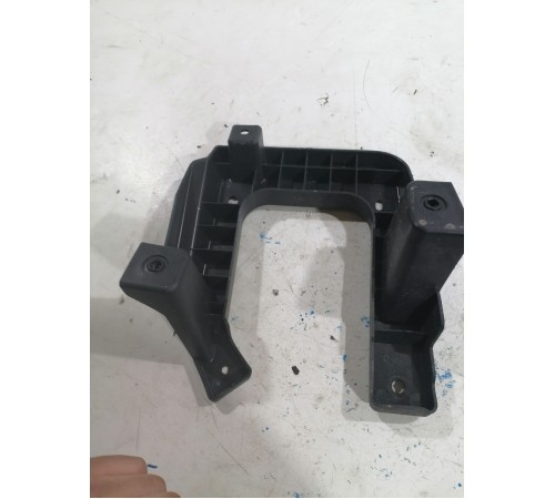 Кронштейн задний правый