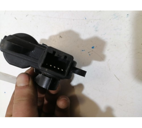 Моторчик заслонки печки