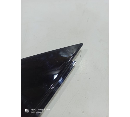 Уголок двери (передний правый)