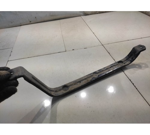 крепление бака